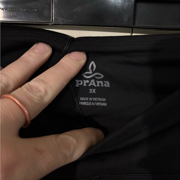 Prana Black Yoga Leggings - Picture 2 of 3